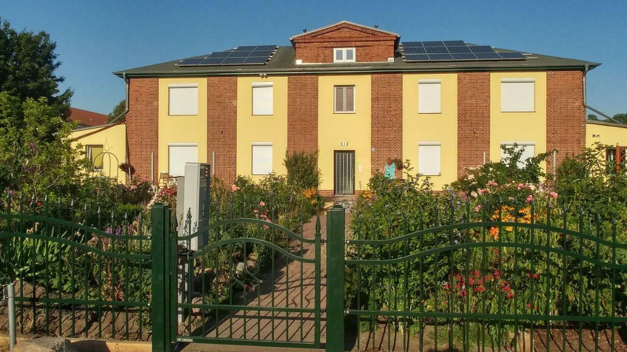 Ferienwohnungen Amselweg Brandenburg an der Havel Exterior foto
